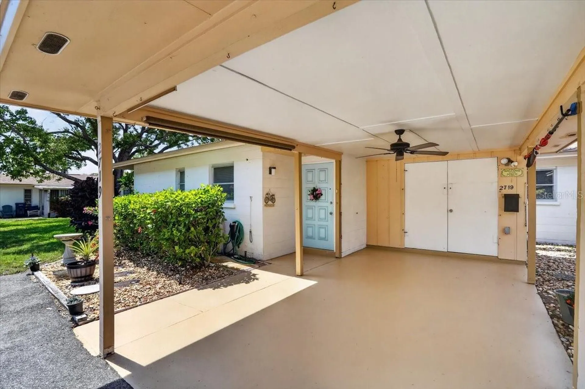 2719 51st Avenue W Bradenton FL 34207