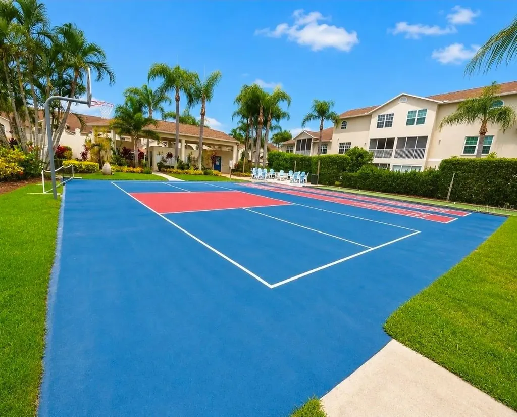 8360 Wingate Drive Sarasota FL 34238