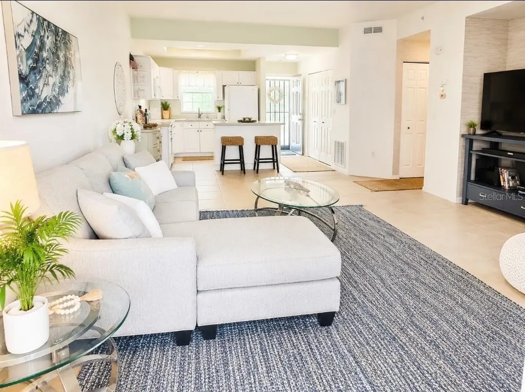 8360 Wingate Drive Sarasota FL 34238