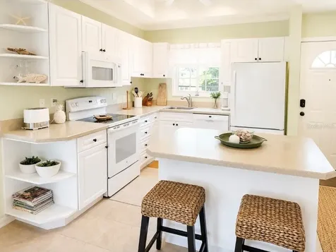 8360 Wingate Drive Sarasota FL 34238