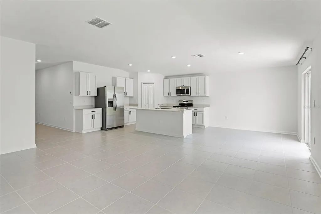 1993 Sarah Street Winter Haven FL 33884