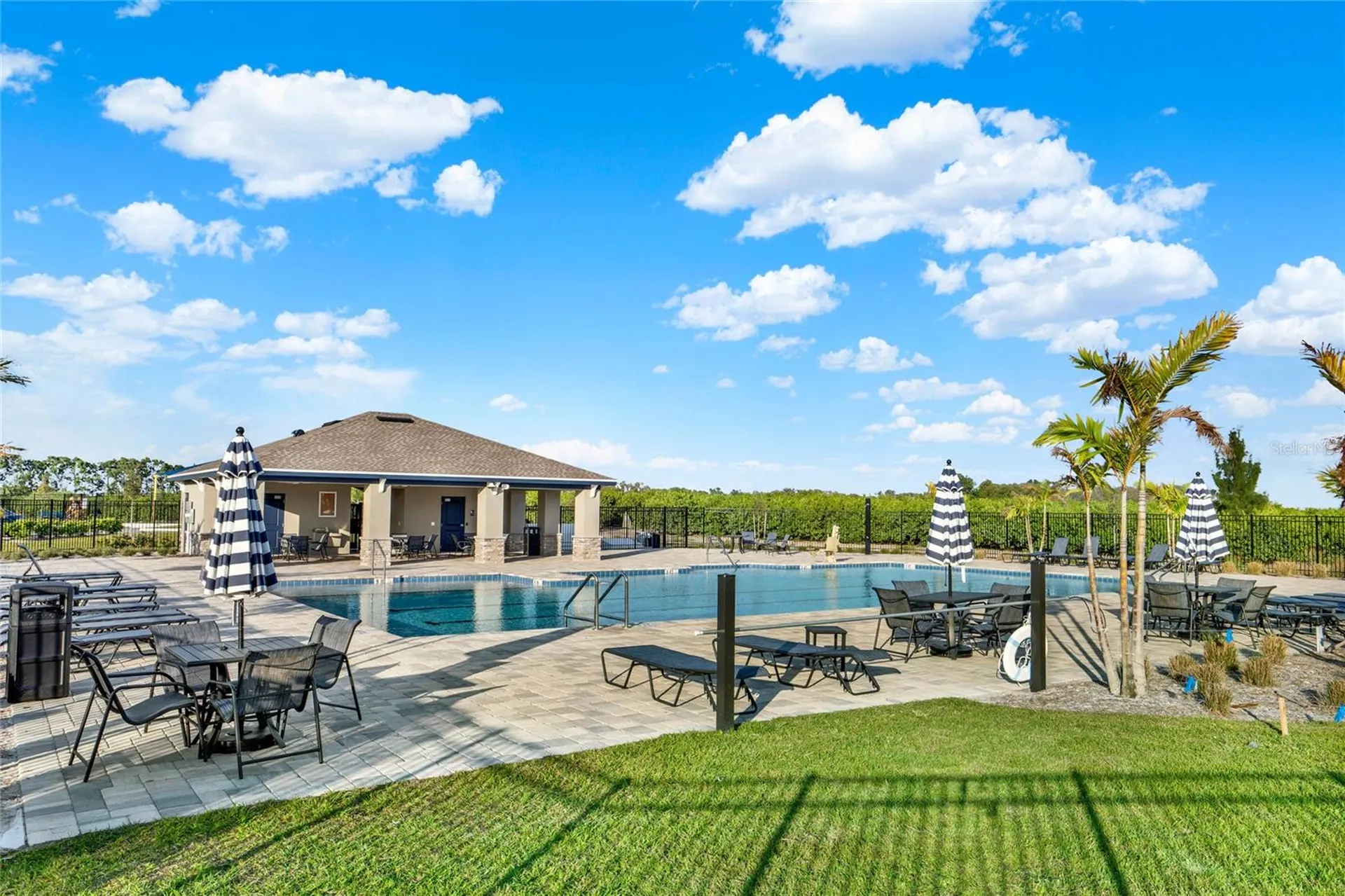 1993 Sarah Street Winter Haven FL 33884