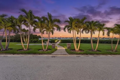 216 Sunrise Drive Nokomis FL 34275