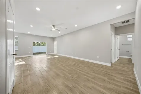 4013 N 29th Street Tampa FL 33610