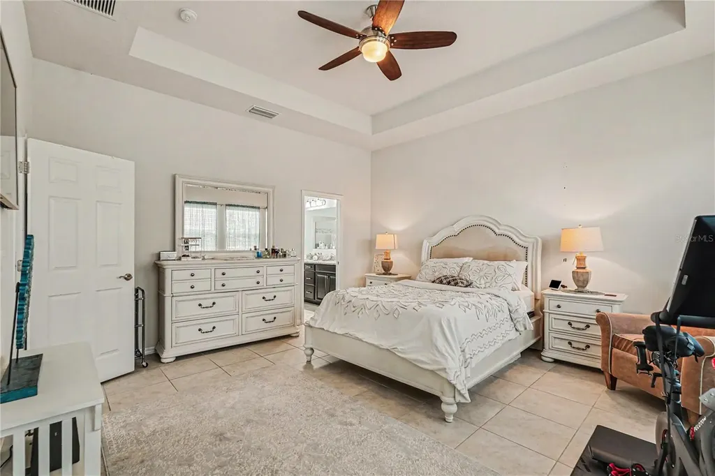 204 Shell Creek Court Apollo Beach FL 33572