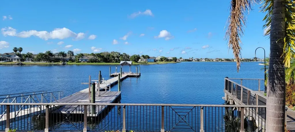 204 Shell Creek Court Apollo Beach FL 33572