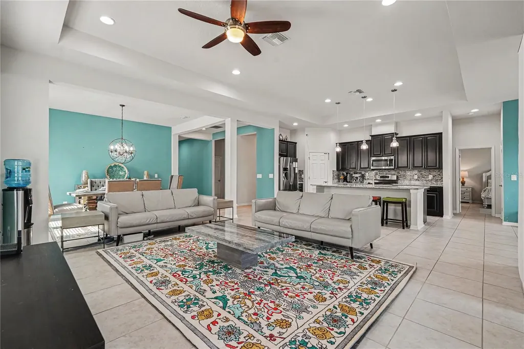 204 Shell Creek Court Apollo Beach FL 33572