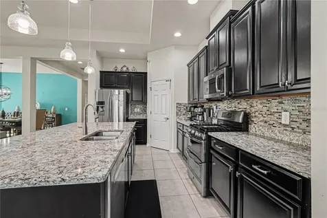 204 Shell Creek Court Apollo Beach FL 33572