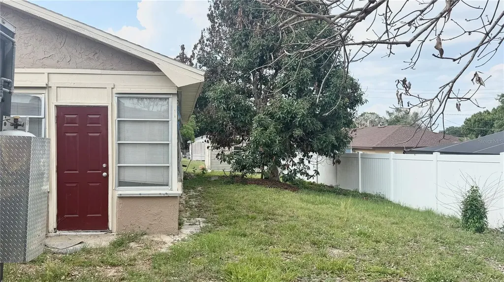 1406 Meadow Drive NE Winter Haven FL 33881