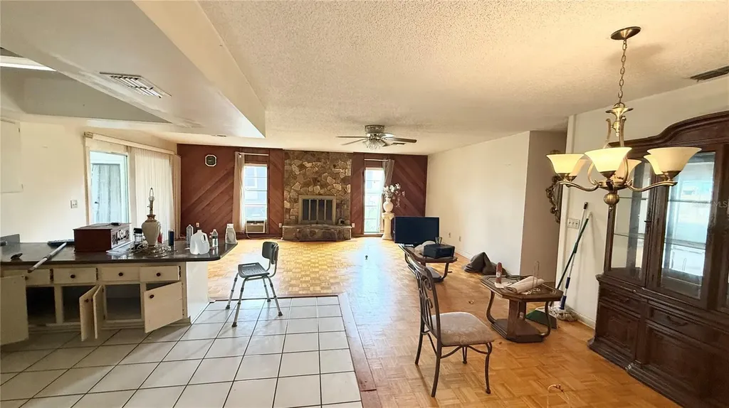 1406 Meadow Drive NE Winter Haven FL 33881