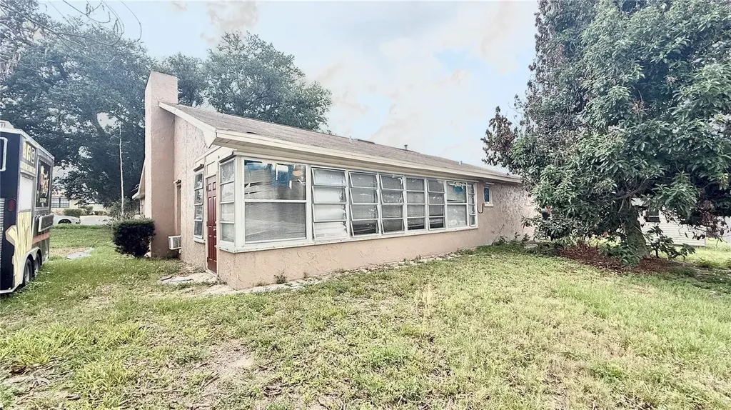 1406 Meadow Drive NE Winter Haven FL 33881