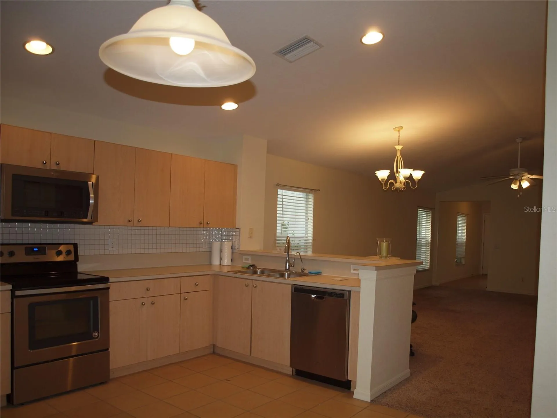 11536 11536 Crestlake Village Drive Riverview FL 33569
