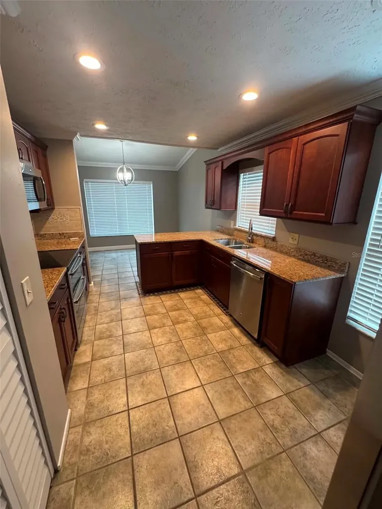 6711 S Sheridan Road Tampa FL 33611