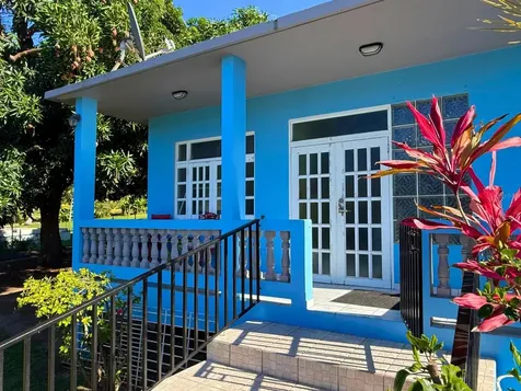 120 Calle 16 Vieques PR 00765