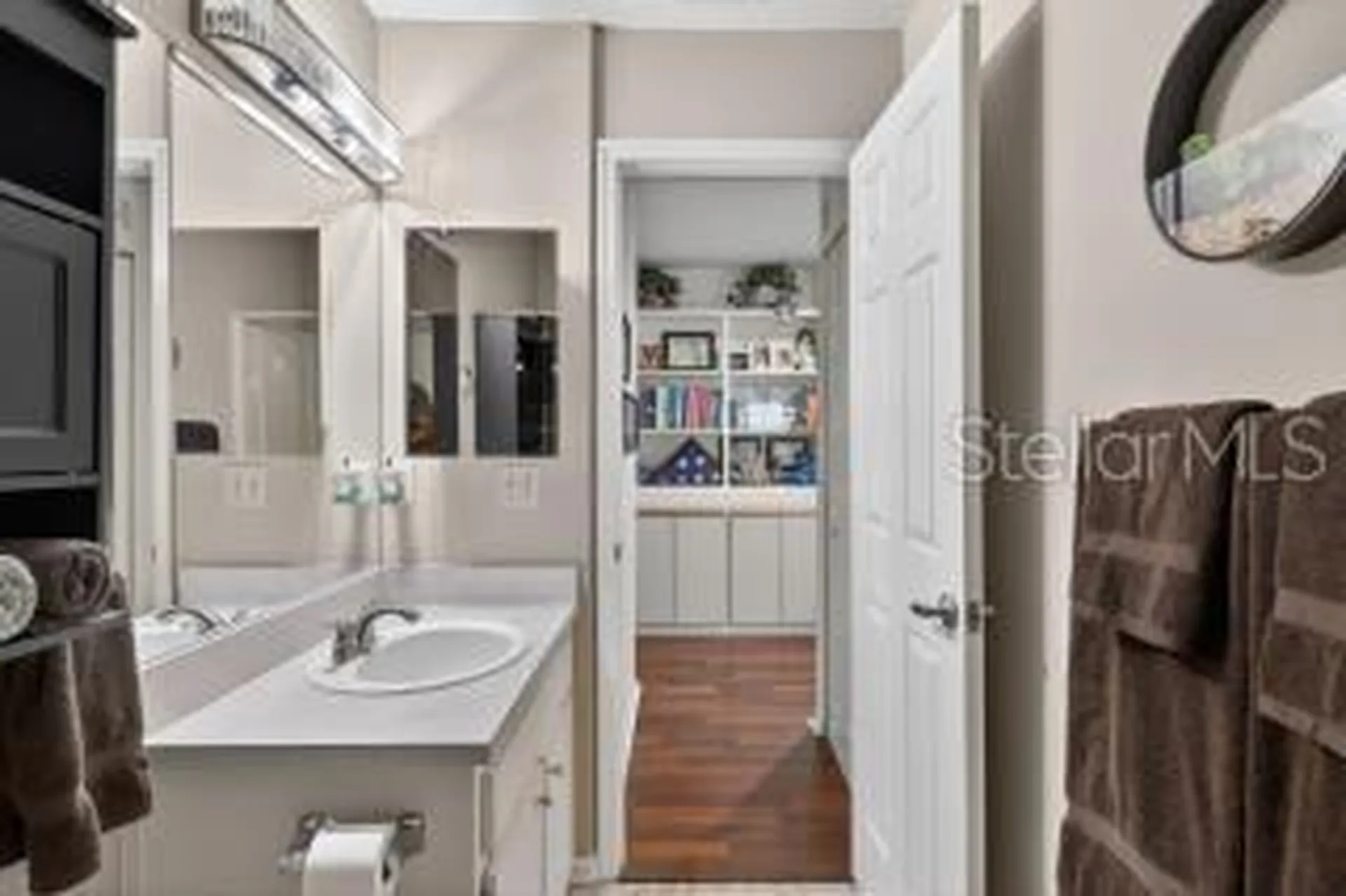 1311 W Carissa Court Tampa FL 33604