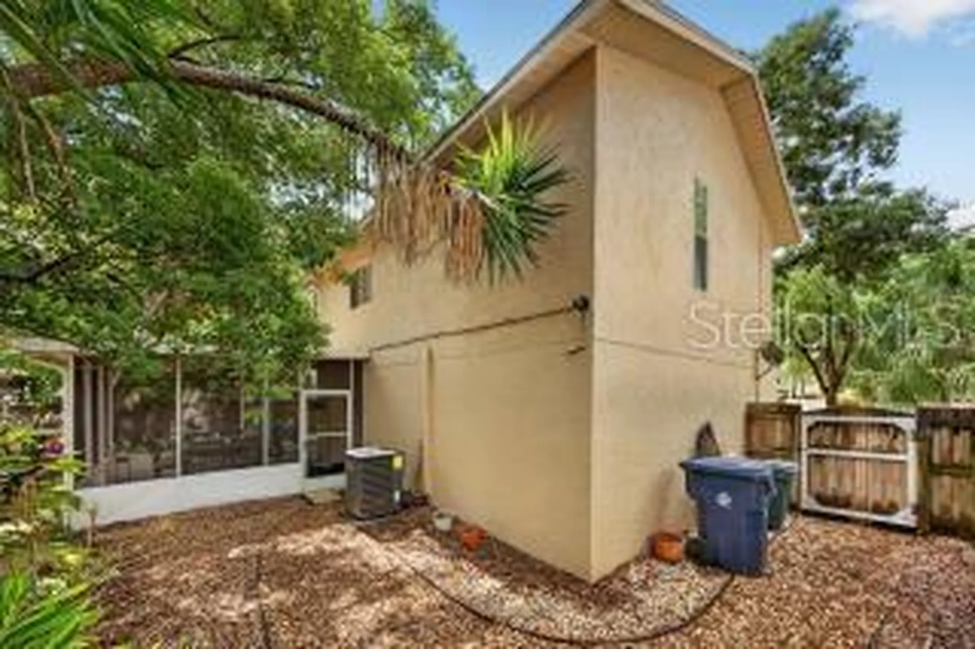 1311 W Carissa Court Tampa FL 33604