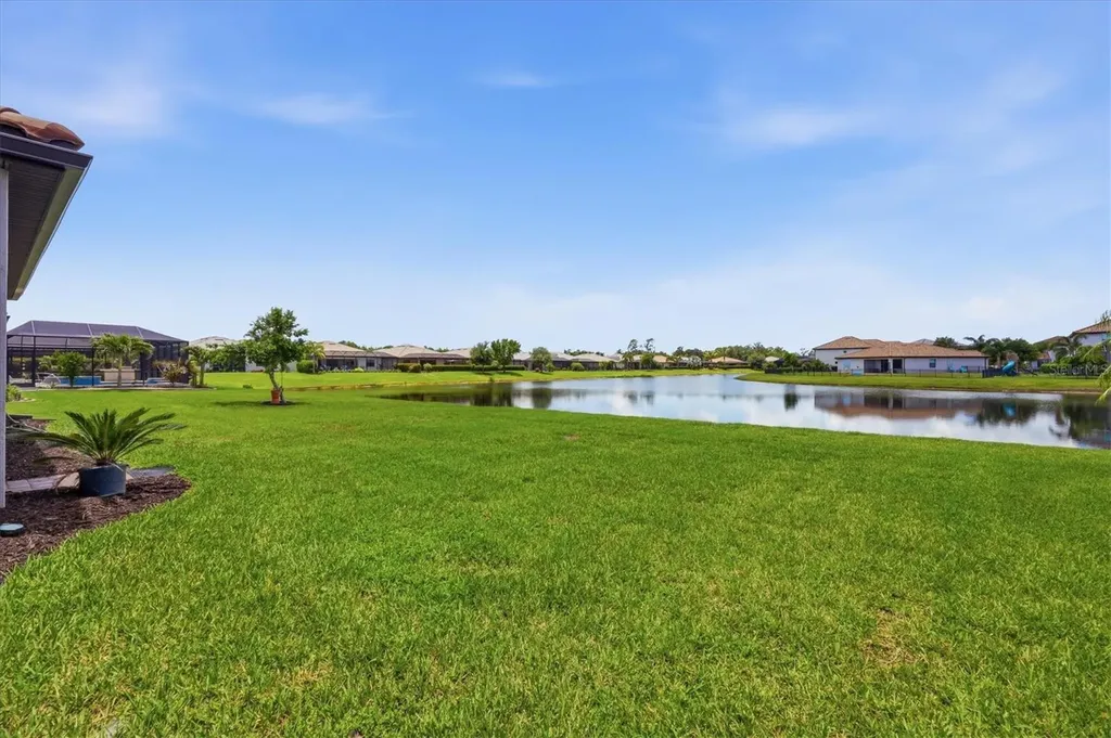538 Fire Bush Court Bradenton FL 34212