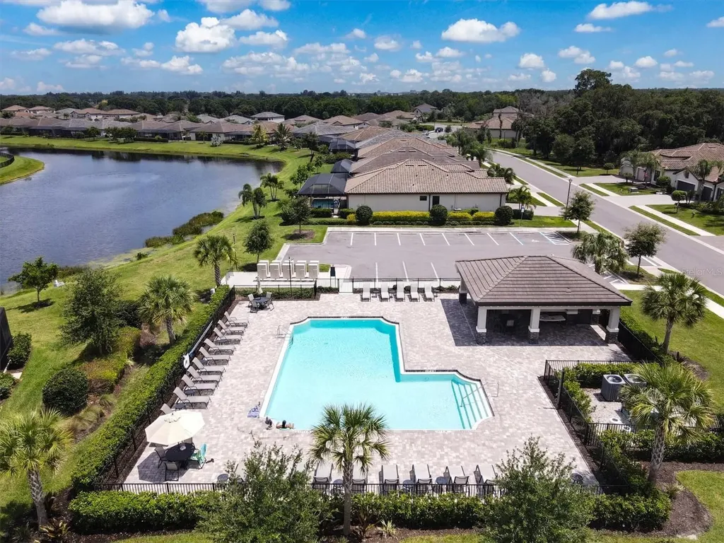 538 Fire Bush Court Bradenton FL 34212