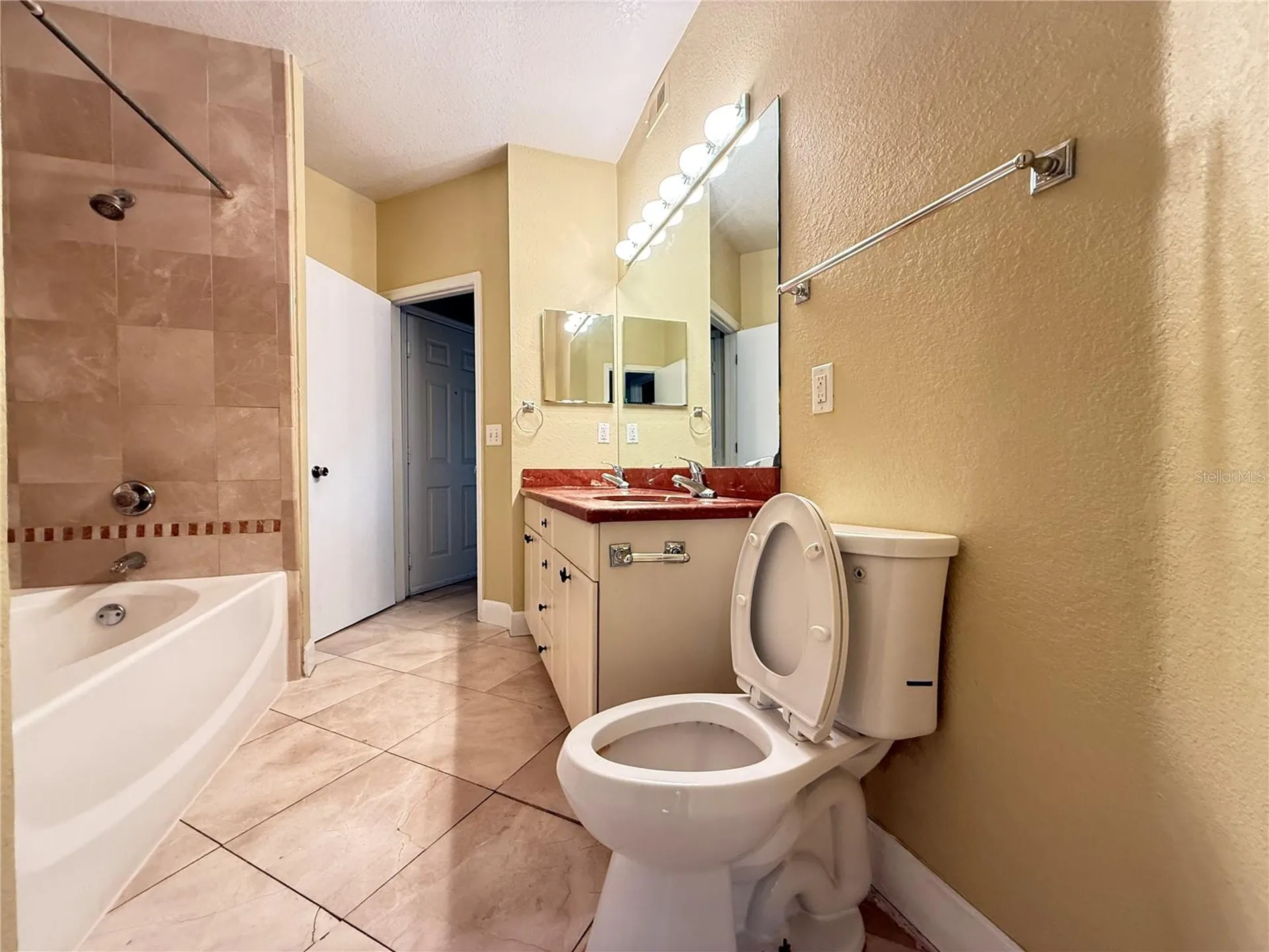 13212 Arbor Isle Drive Tampa FL 33637