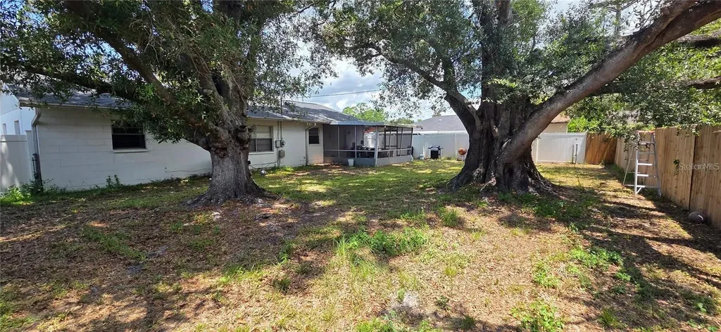 6717 Mornay Tampa FL 33615