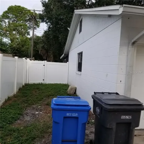 6717 Mornay Tampa FL 33615