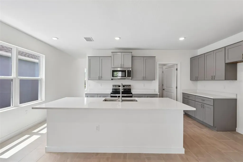 1357 June Lake Loop Haines City FL 33844