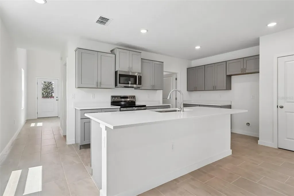 1357 June Lake Loop Haines City FL 33844