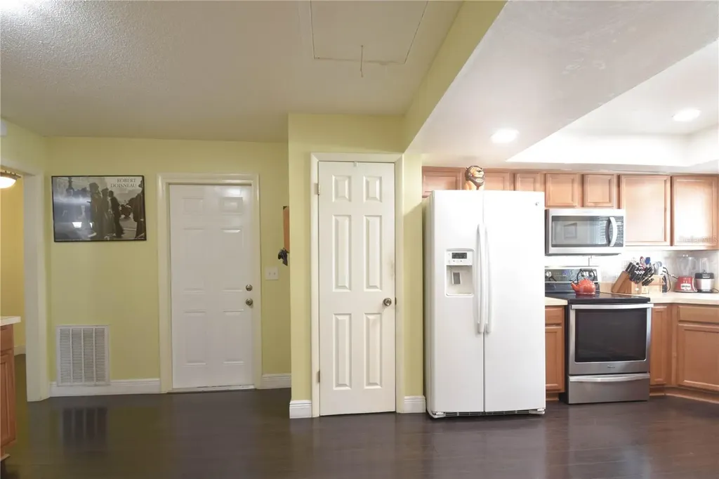 433 Center Street Altamonte Springs FL 32701