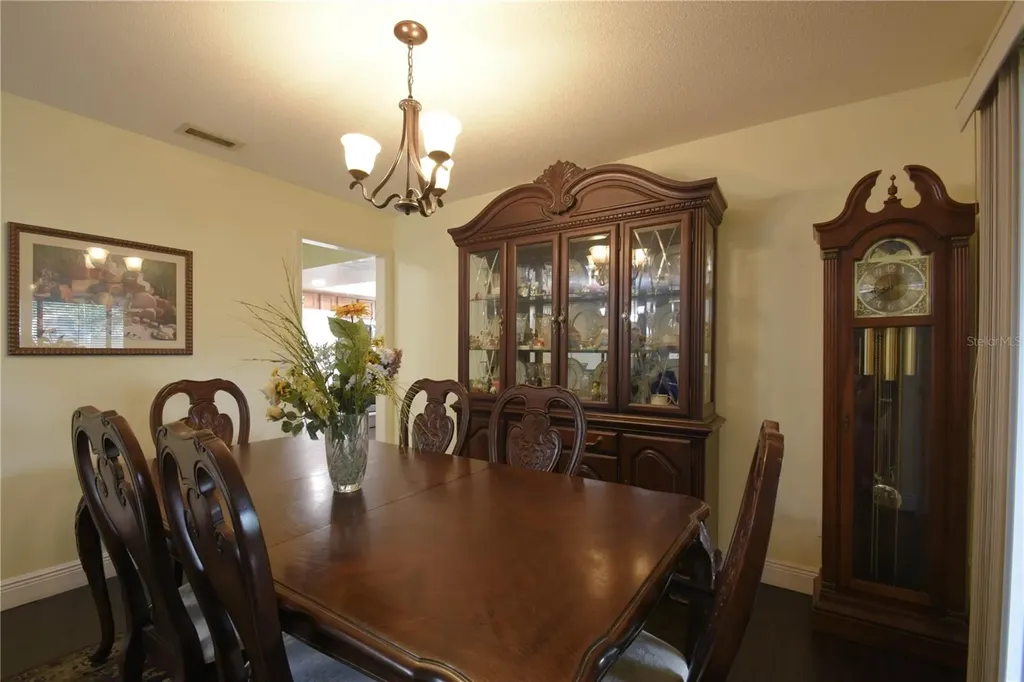 433 Center Street Altamonte Springs FL 32701