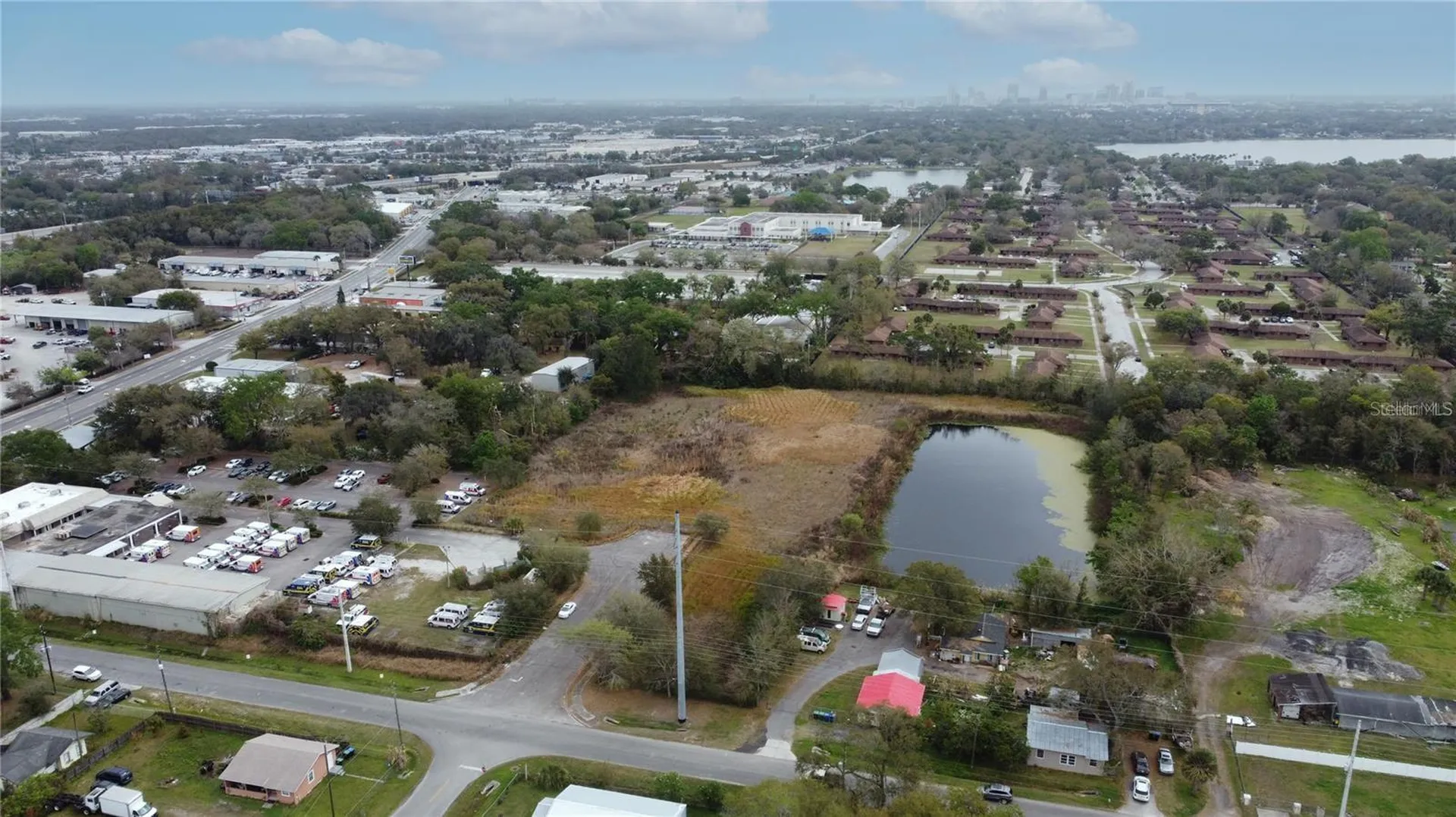 187 N Mission Road Orlando FL 32811