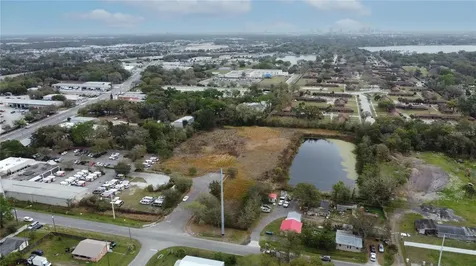 187 N Mission Road Orlando FL 32811
