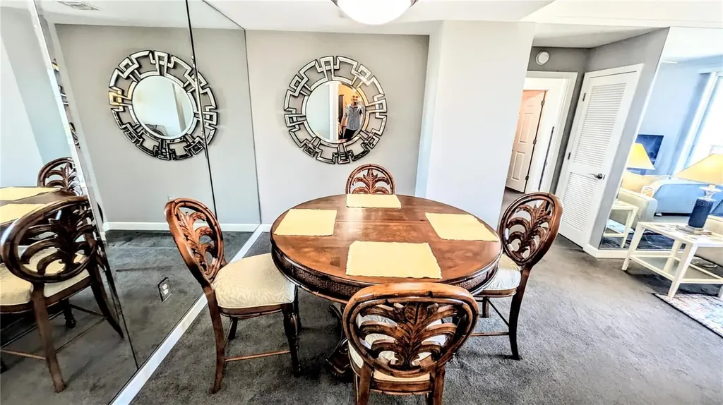 750 N Tamiami Trail Sarasota FL 34236