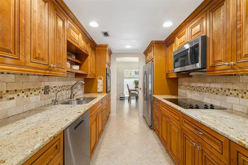 302 Bryn Mawr Island Bradenton FL 34207