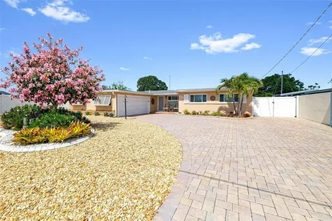 302 Bryn Mawr Island Bradenton FL 34207