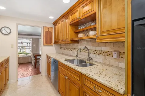 302 Bryn Mawr Island Bradenton FL 34207