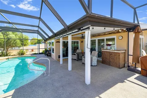 302 Bryn Mawr Island Bradenton FL 34207