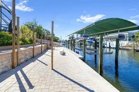 302 Bryn Mawr Island Bradenton FL 34207