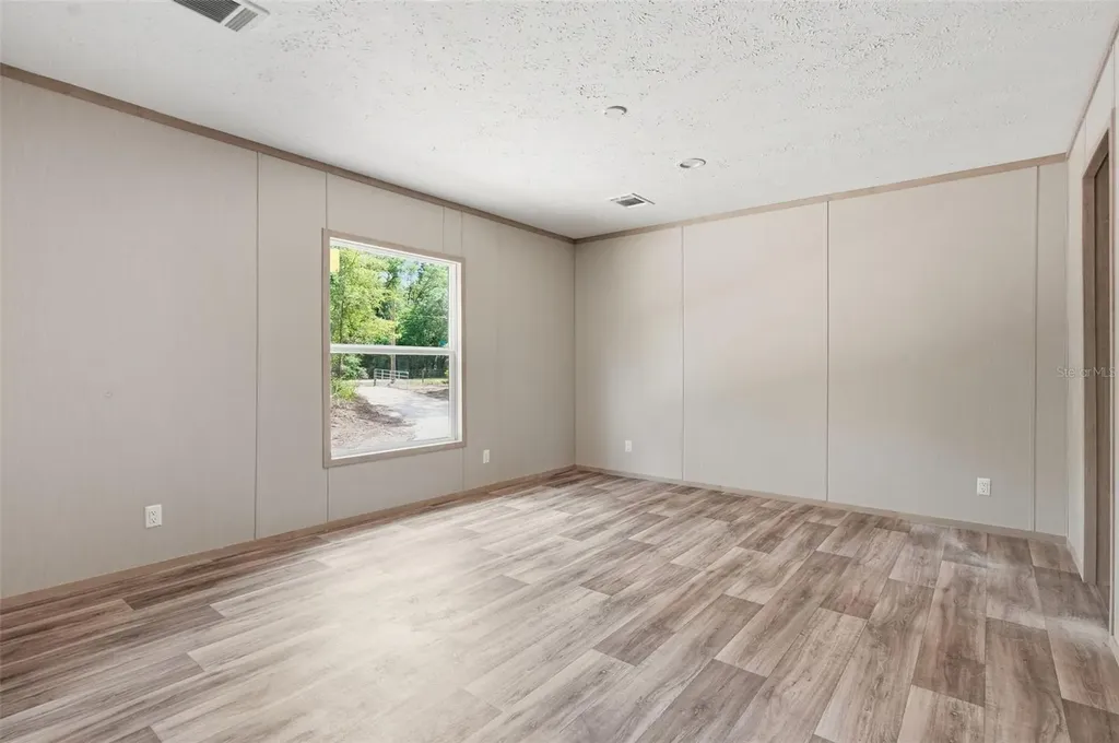 10451 NE 81st Street Bronson FL 32621