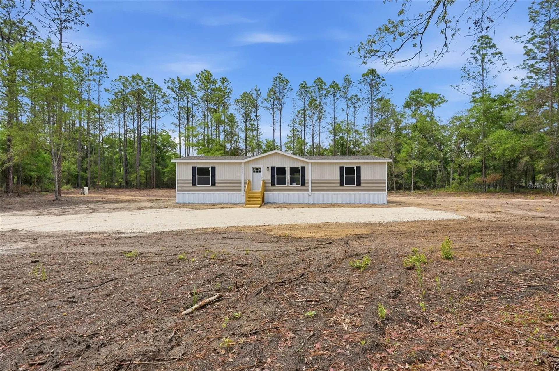 10451 NE 81st Street Bronson FL 32621