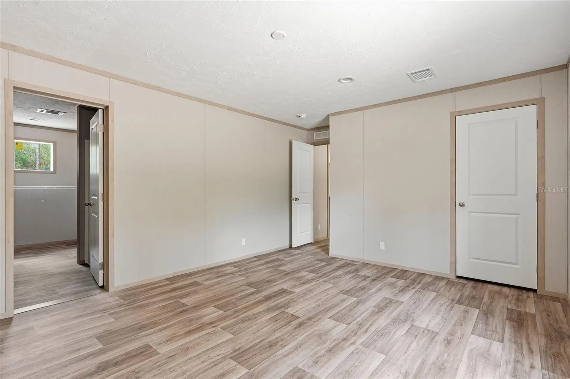 10451 NE 81st Street Bronson FL 32621
