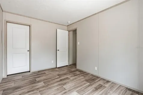 10451 NE 81st Street Bronson FL 32621