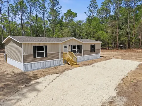10451 NE 81st Street Bronson FL 32621