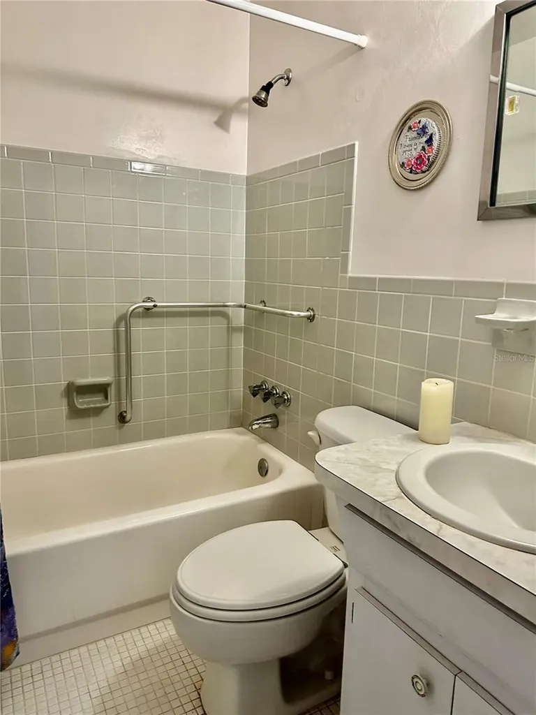 2359 Finlandia Lane Clearwater FL 33763