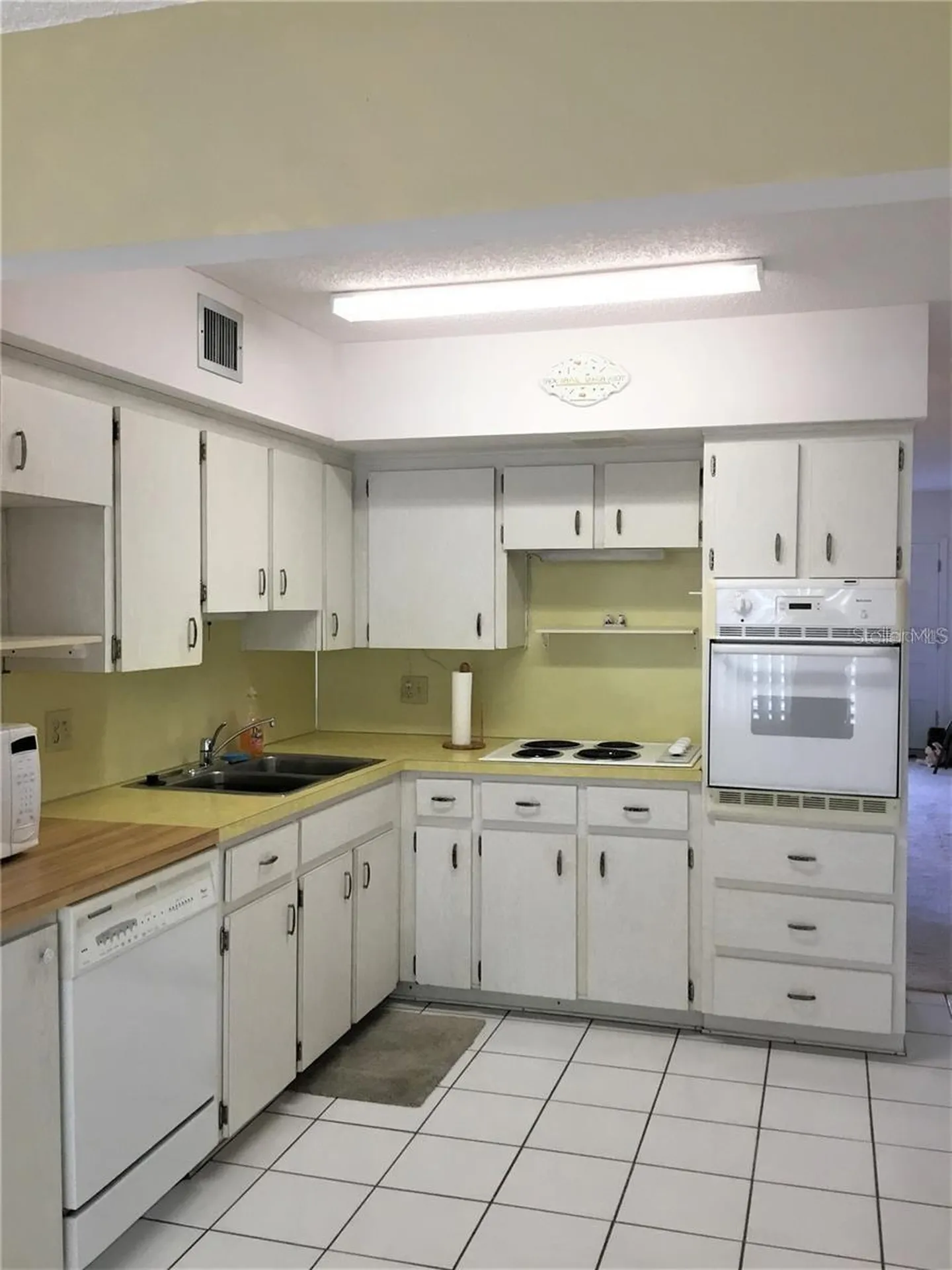 2359 Finlandia Lane Clearwater FL 33763
