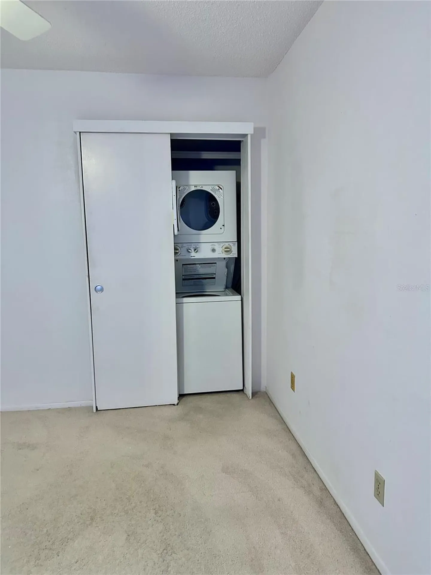 2359 Finlandia Lane Clearwater FL 33763