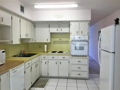 2359 Finlandia Lane Clearwater FL 33763