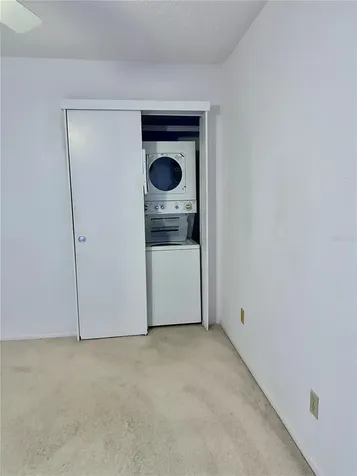 2359 Finlandia Lane Clearwater FL 33763