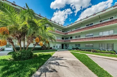 2359 Finlandia Lane Clearwater FL 33763