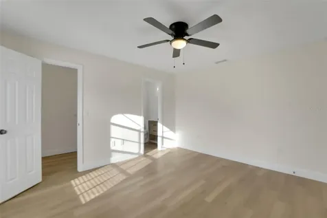3311 Queens Cove Loop Winter Haven FL 33880