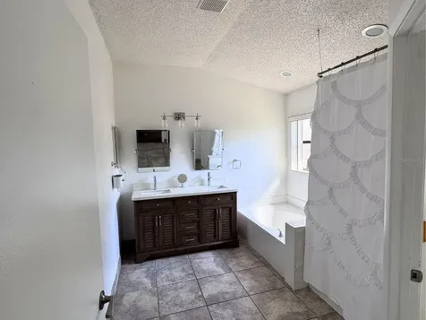 8605 Otter Creek Ct Court Orlando FL 32829